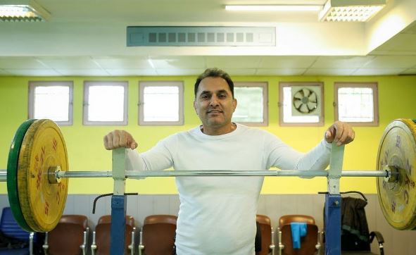 کوروش باقری