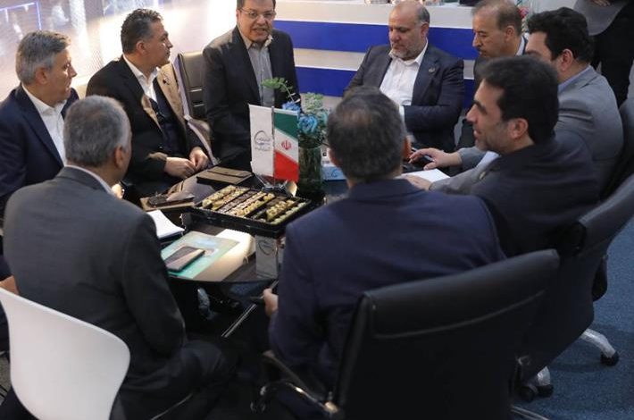 غرفه گروه صنایع پتروشیمی خلیج فارس در نمایشگاه نفت، کانون رایزنی‌های تامین مالی