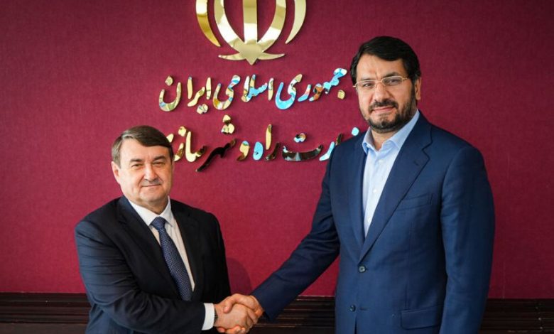 دیدار مهرداد بذرپاش با دستیار ویژه پوتین