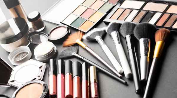 واردات محصولات آرایشی