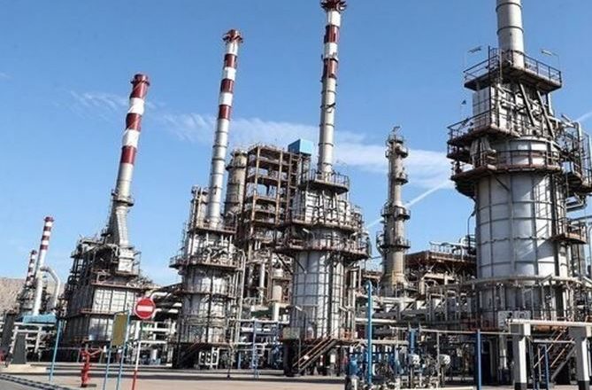 پالایشگاه اصفهان