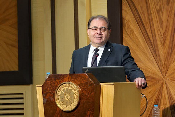 آرش نجفی
