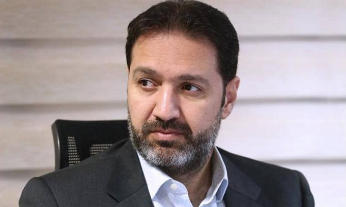 امیر آذری