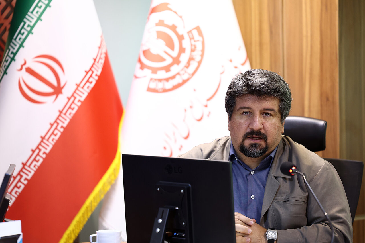 دکتر هادی نیلفروشان