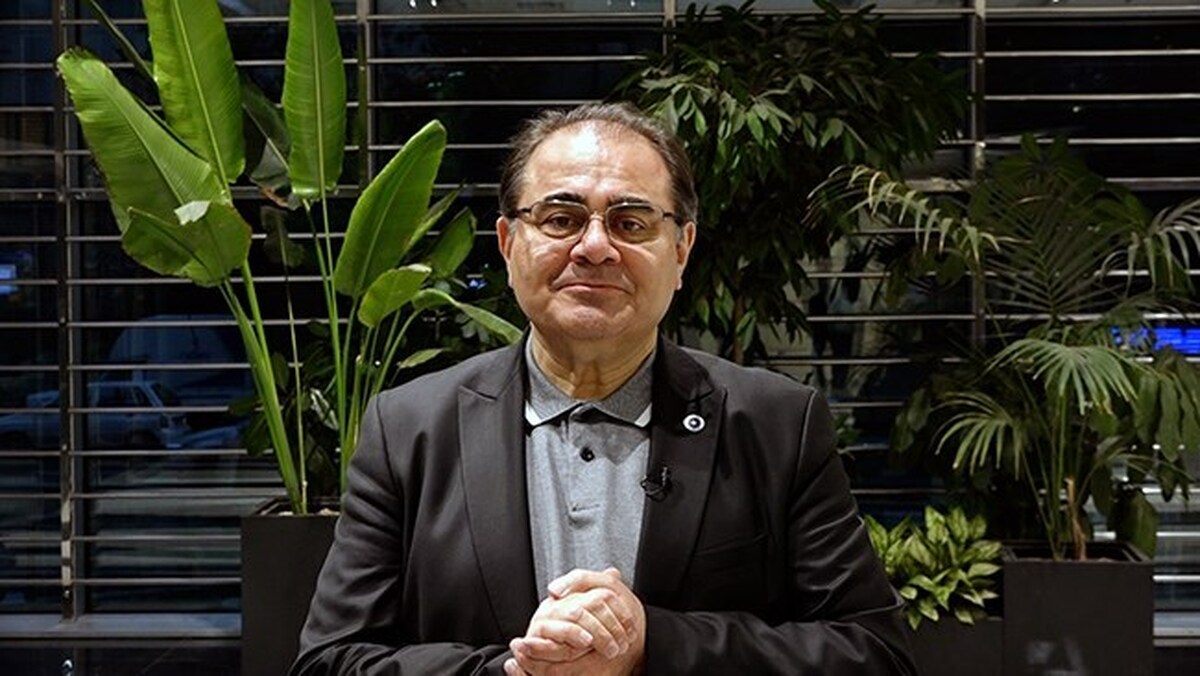 آرش نجفی