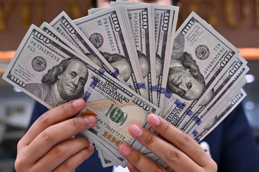 تاثیر سیاست های ارزی بانک مرکزی بر قیمت دلار بازار آزاد و مسیر پیش رو