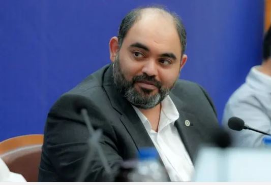 دکتر امیر اکبری