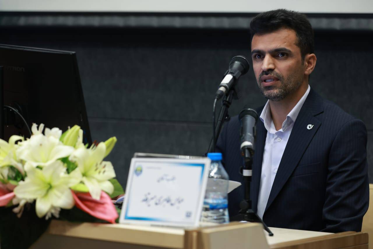 عباس طاهری میرقائد