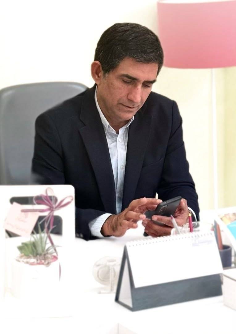 دکتر شاکری